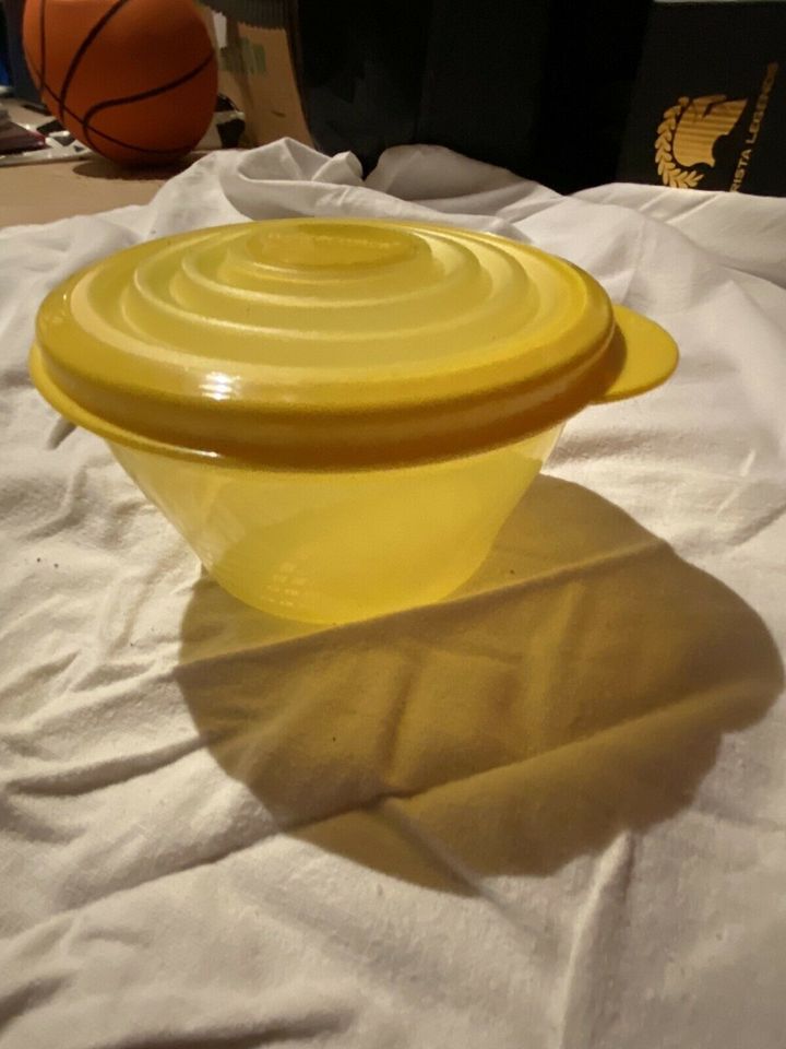 NEU Tupperware Dose Schüssel gelb 500 ml Silikondeckel in Sachsen - Döbeln  | eBay Kleinanzeigen ist jetzt Kleinanzeigen