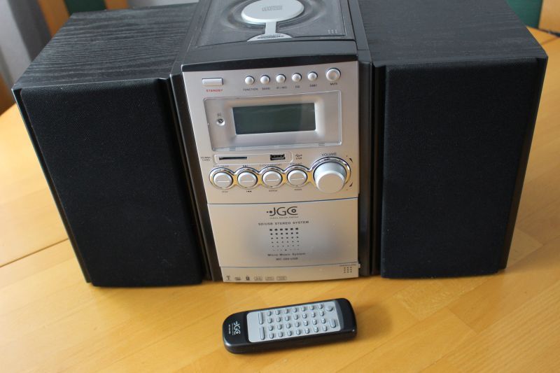 JGC MC-380 USB Stereoanlage CD Radio Kassette in Lörrach