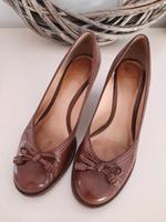 Pumps braun von Clarks Gr. 39 Sachsen - Großpösna Vorschau
