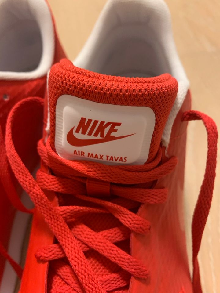 Nike Air Max Tavas Sneaker rot 45,5 neu in München