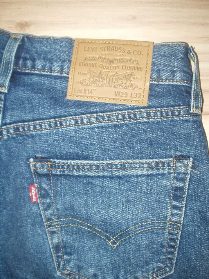 Levis 514 lot Jeans , sehr selten , W29 / L32 , dunkelblau in Neuenkirchen