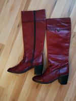 AIGNER STIEFEL RETRO GRÖßE 40 1/2 Düsseldorf - Pempelfort Vorschau