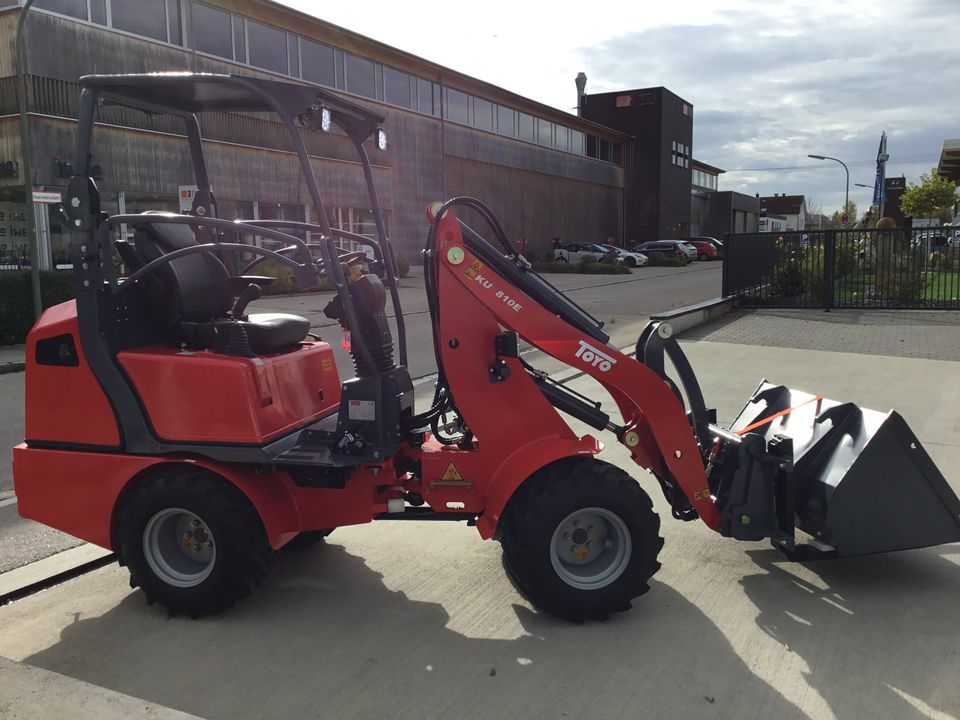 Toyo Hoflader Modell 810E mit Bügel Elektrohoflader - NEU - in Landsberg (Lech)