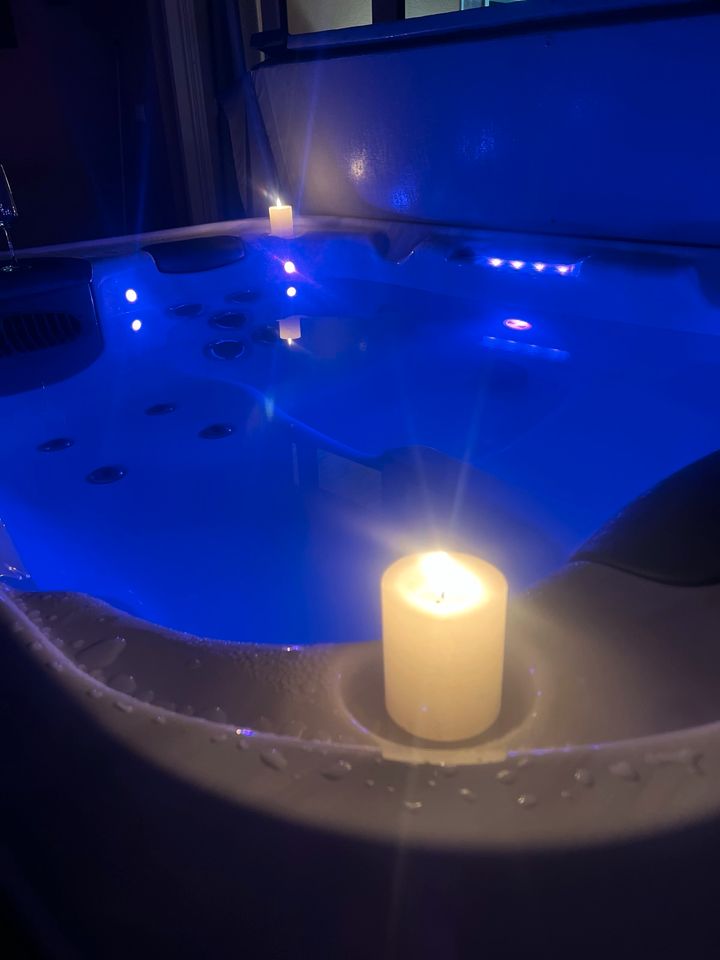 Wellness Unterkunft mit Whirlpool und Kombisauna in Habscheid