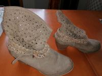 Stiefel, beige und silberfarben, Gr. 37 für zus. 12,-Euro Niedersachsen - Eschershausen Vorschau