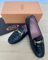 TOD´S Gommino Mokassins schwarz Gr. 38,5 München - Bogenhausen Vorschau