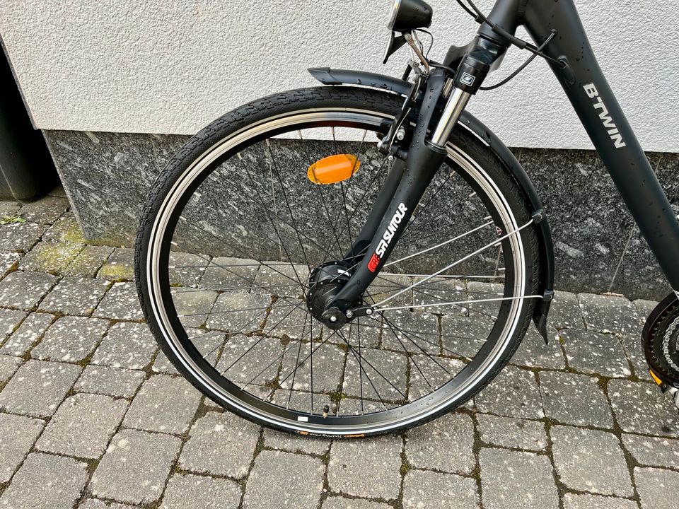 Fahrrad Btwin für Herren / guter Zustand in Schwalbach
