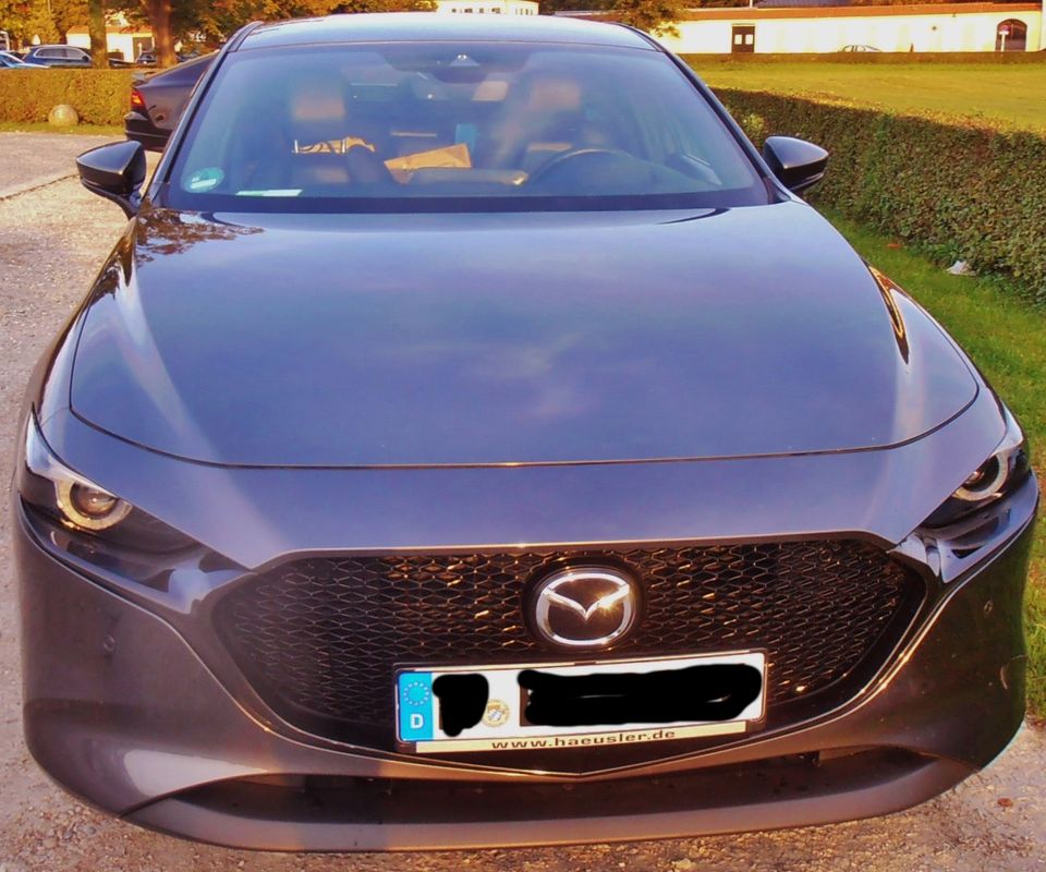 Mazda3 Hybrid Benzin Sport Ausstatung, Automatik, Navi in München