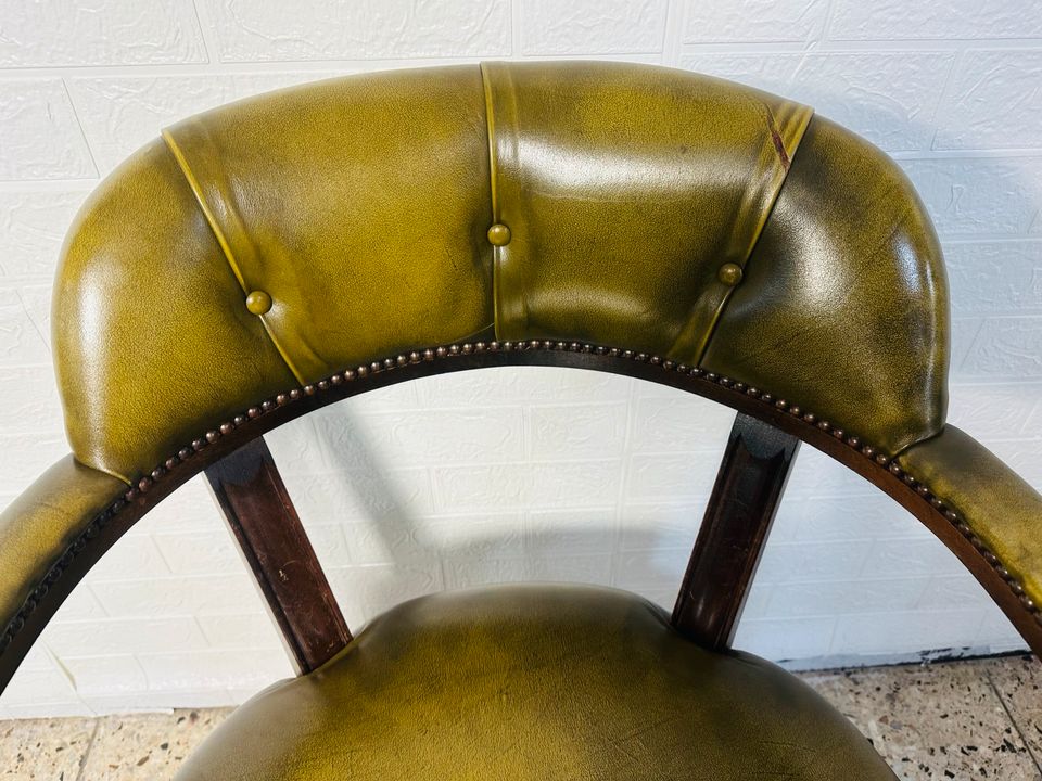 Chesterfield Regency Schreibtisch Stuhl Echt Leder Grün  Sessel in Rodenberg