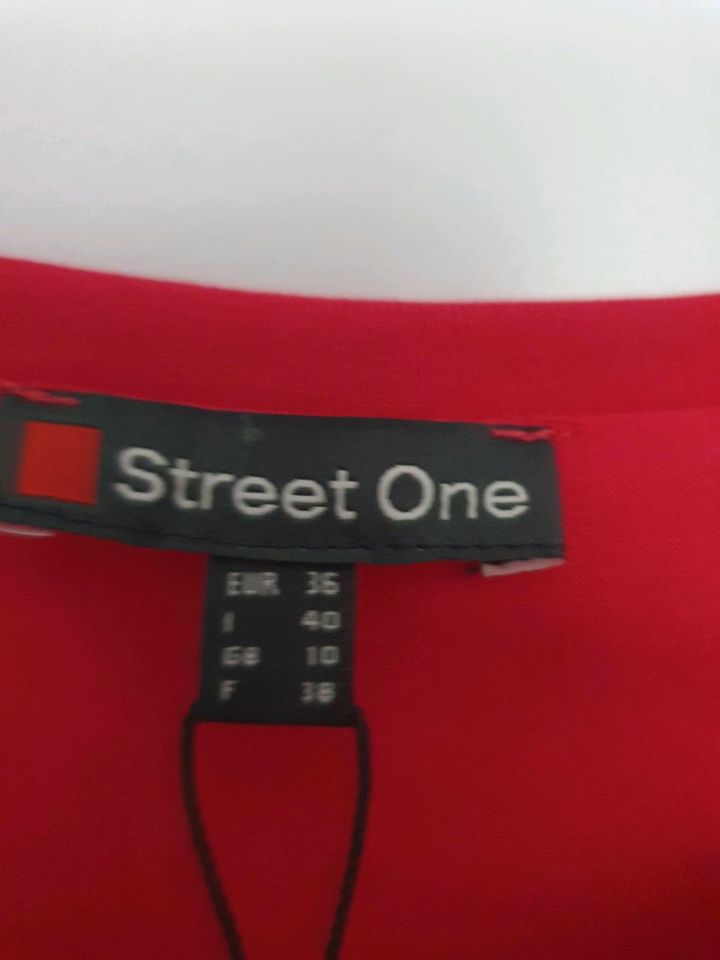 Street one Blusenshirt NEU Gr. 36 in Plettenberg