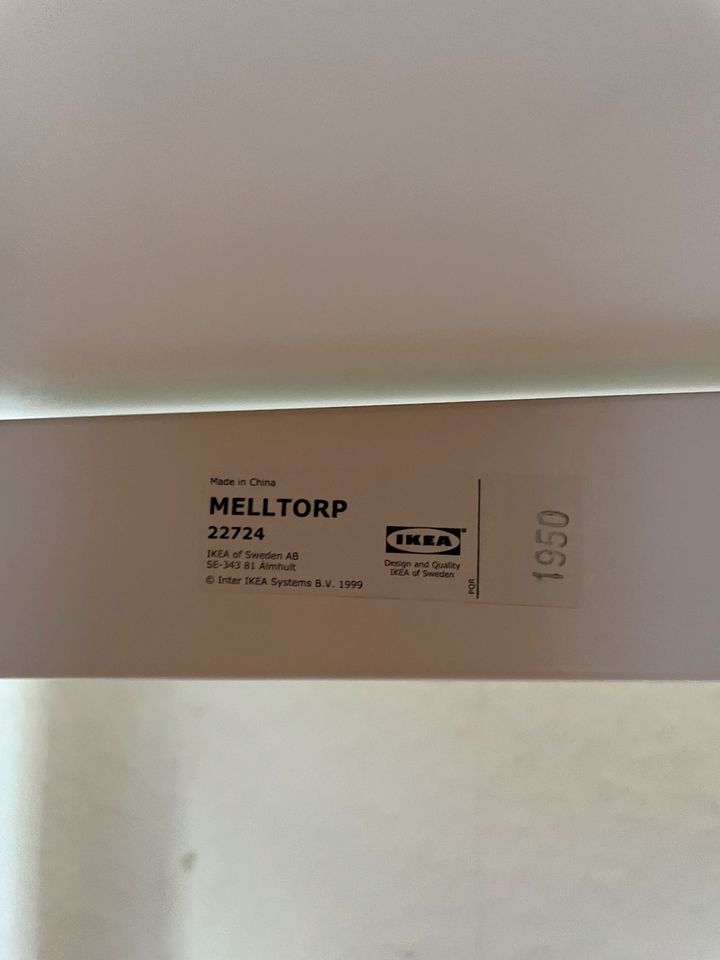 Esstisch MELLTORP weiß von IKEA in Berlin