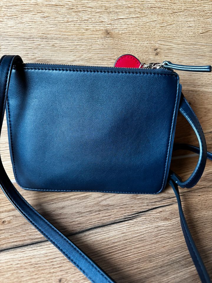 Tommy Hilfiger Umhängetasche Schultertasche Crossbody Neuwertig in Rostock