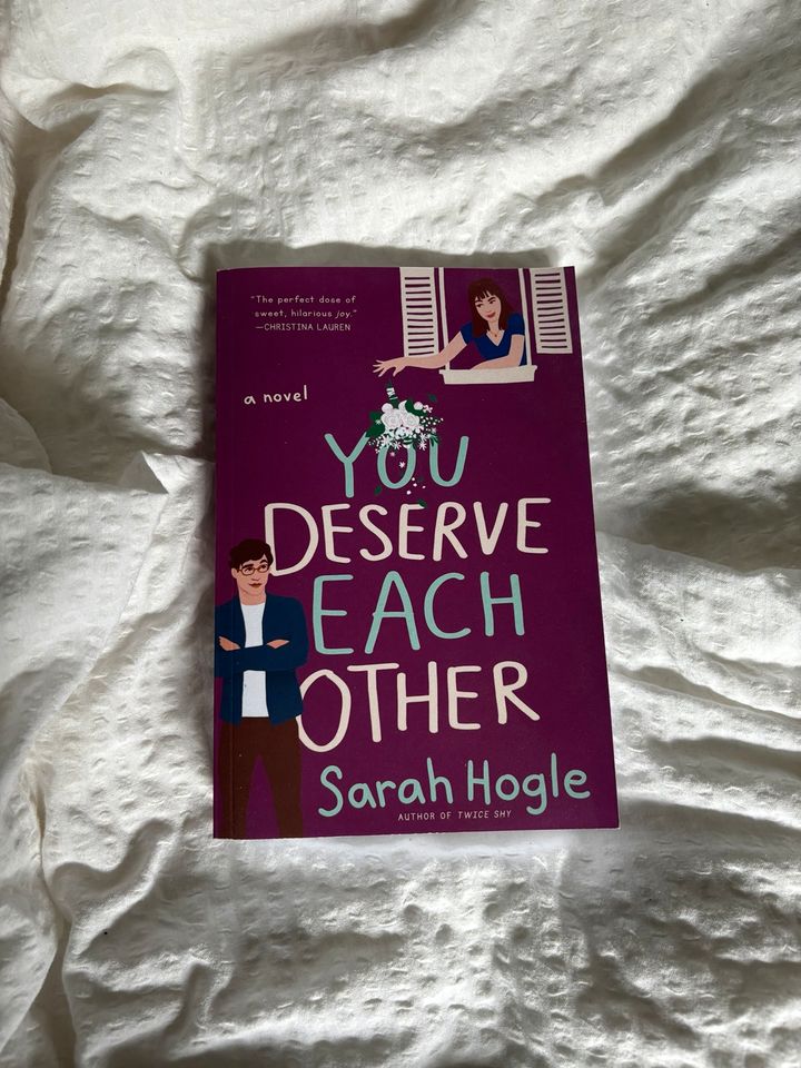 Buch you deserve each other - Sarah Hogle ungelesen in Hattersheim am Main