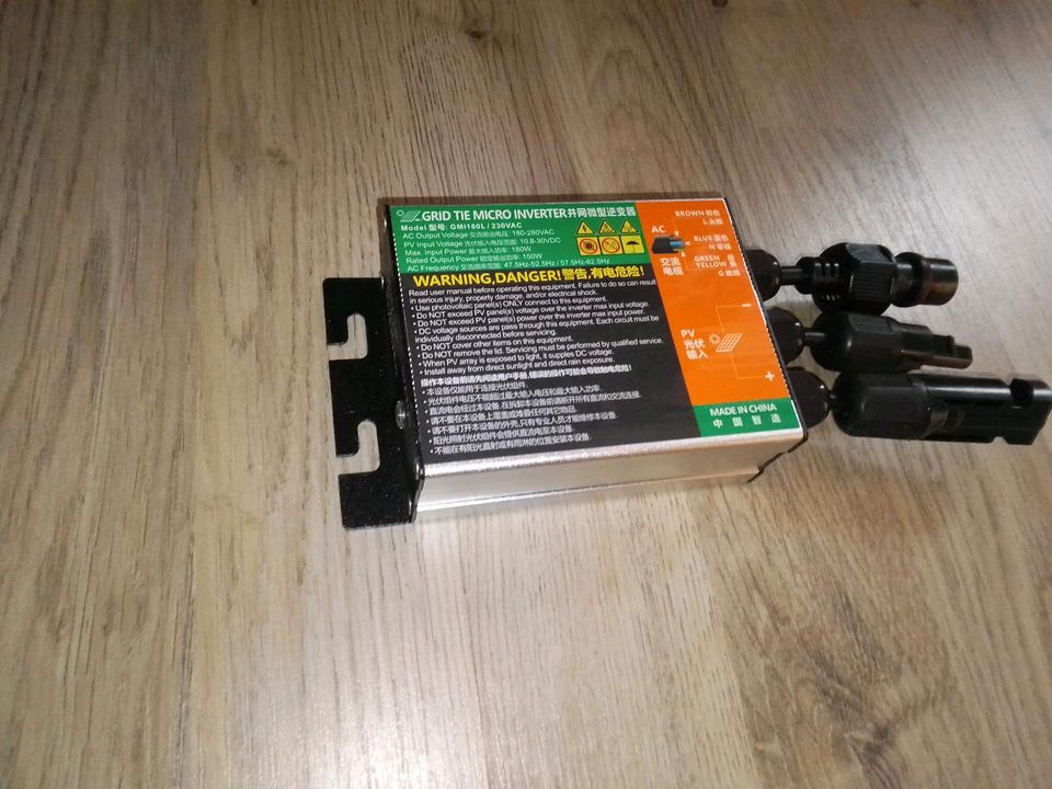 Solar Inverter 150 Watt ,10-30dc Volt neuwertig 230 Volt ac in Neumünster