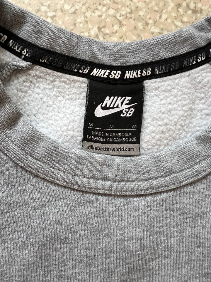 Nike Fleece Herren Pullover in Lörrach