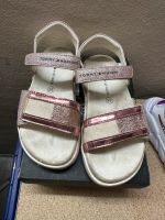 Tommy Hilfiger Sandalen Nordrhein-Westfalen - Kamp-Lintfort Vorschau