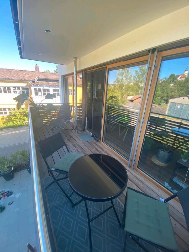 Moderne 3-Zimmer Wohnung mit Balkon in Viechtach
