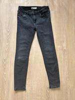 Zara Jeans Gr 38 Nordrhein-Westfalen - Netphen Vorschau