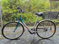 Fahrrad, Damenrad, Für Bastler, Verada, 28 Zoll, mit Gepäckkorb Schleswig-Holstein - Kiel Vorschau