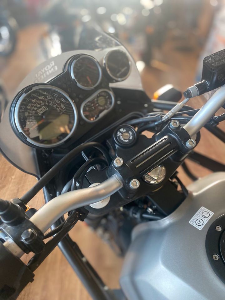 Royal Enfield Himalayan Gravel Grey Vorführer in Hattingen