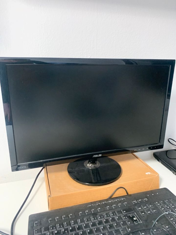 Asus Monitor 60Hz in Fürth