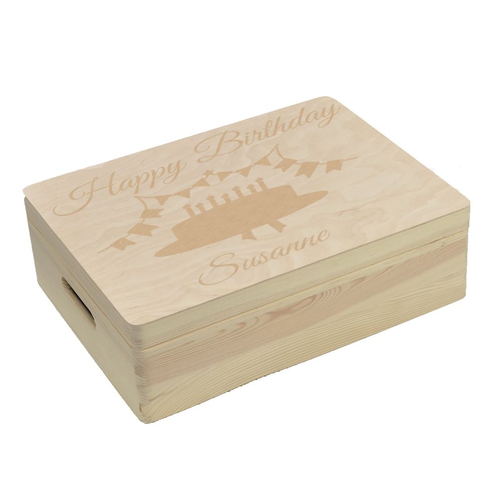 Personalisierte Holzbox zum Geburtstag Torte natur 40x30x14cm in Heiden