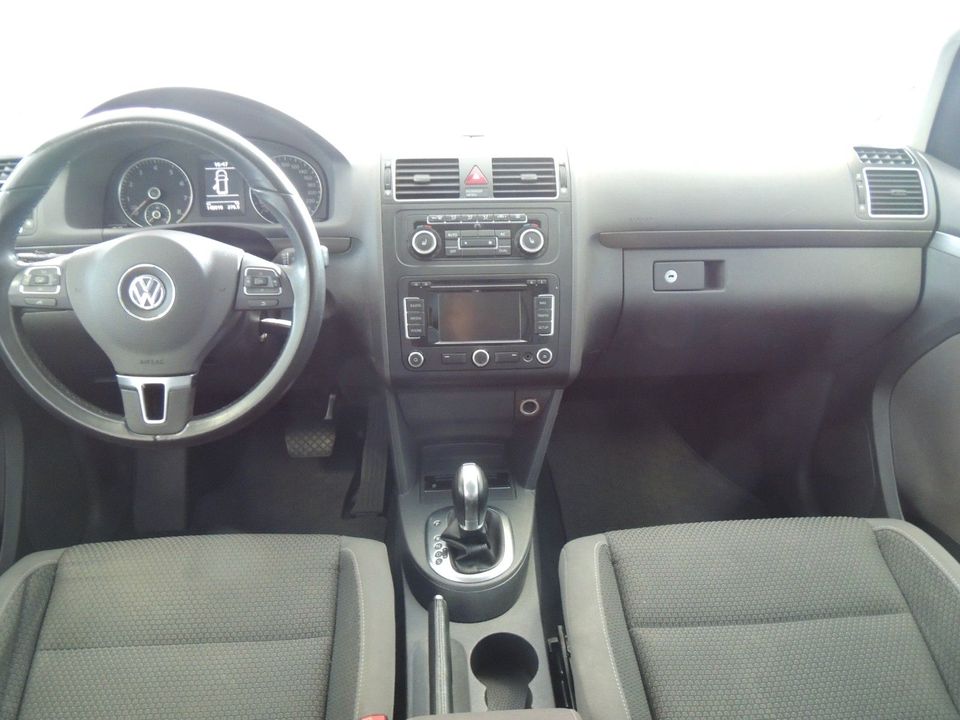 Volkswagen Touran Comfortline*Navi*DSG in Metzingen