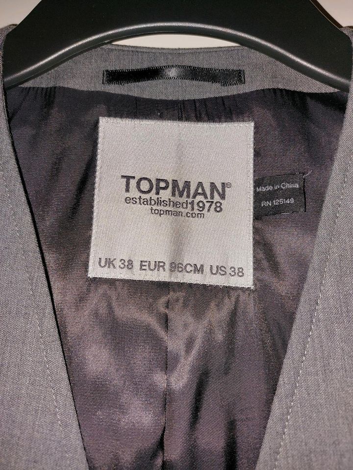 Weste Anzugweste Topman Größe S 96 cm /UK 38 in Neu Wulmstorf