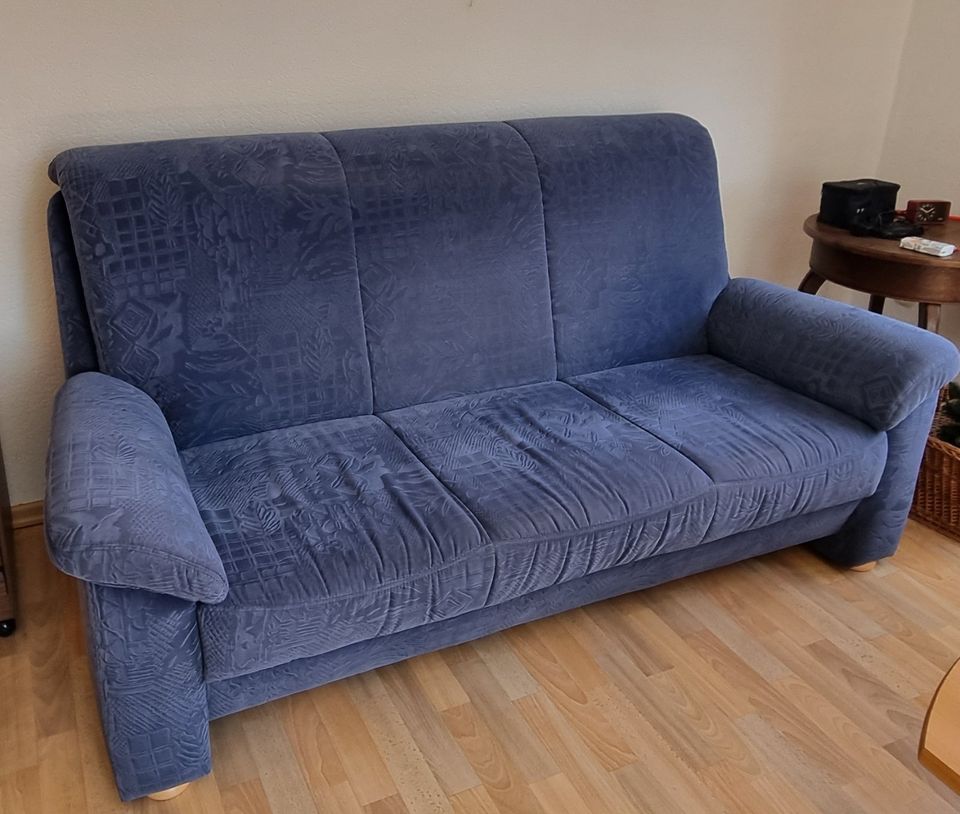3er-Sofa - blau mit Hocker in Bockenem