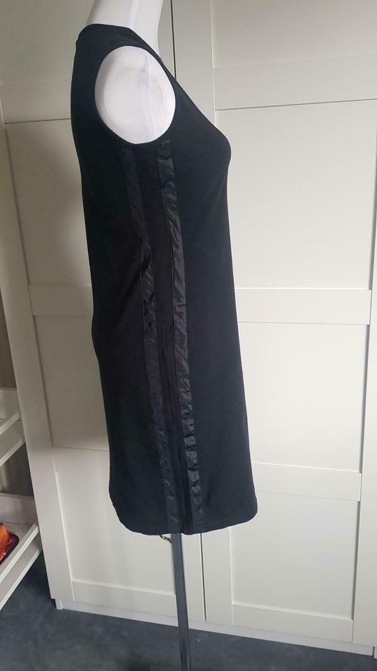 FENDI KLEID DRESS schwarz sportlich Jersey Luxus Blogger in Ingolstadt