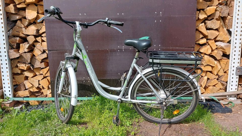 Ebike 26zoll kaum benutzt funktioniert eingeschränkt in Alsleben (Saale)