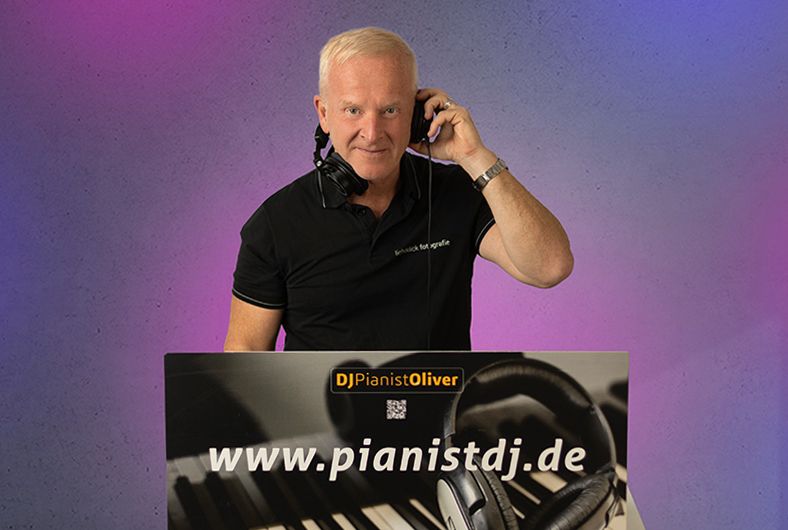 Hochzeits-DJ & Pianist Oliver - bestens aufgelegt seit 15 Jahren in Stuttgart