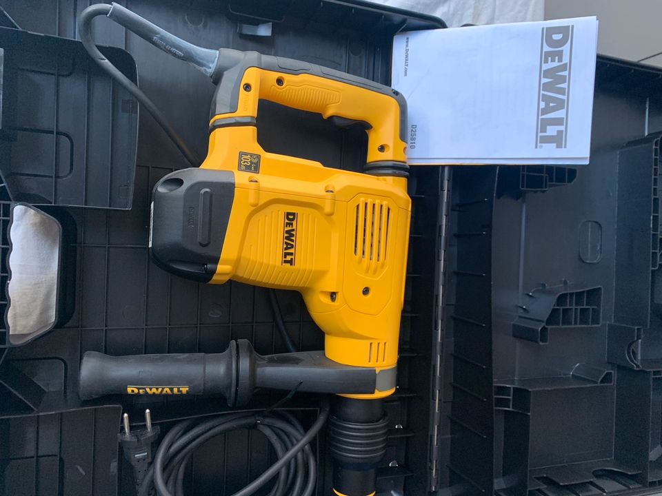 Dewalt BohrhammerD25810 as in Solingen