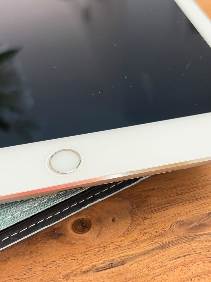 Apple iPad Air 2 128gb Silber in Hamburg