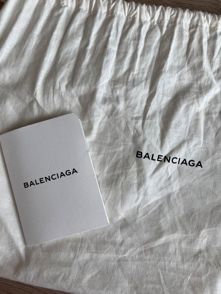 Balenciaga Tote Bag Cabas Canvas Clutch in Berlin