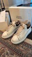 Alexander McQueen Oversized Sneaker - Größe 42 Berlin - Wilmersdorf Vorschau