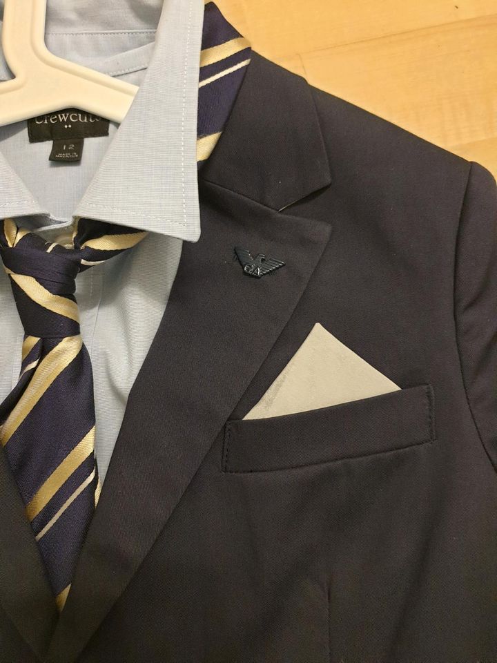 Armani Junior Anzug  Größe 9 A dunkelblau in Eltville