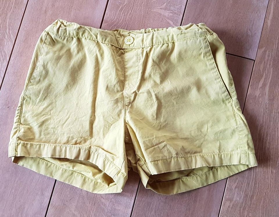 Tolle kurze Hose /Shorts von Jako-O Gr. 128 in Barum