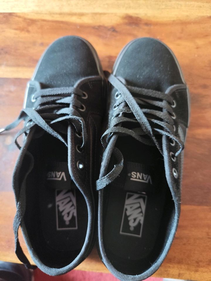 Schwarze Vans Sneaker in Neuwied