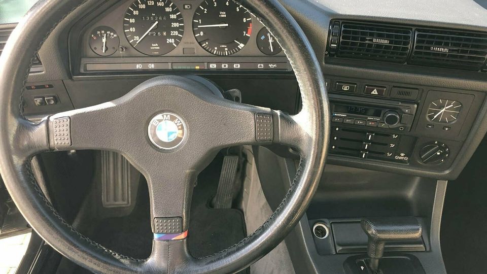 BMW E30 "Service / Reparatur / Restauration" in Kaltenkirchen