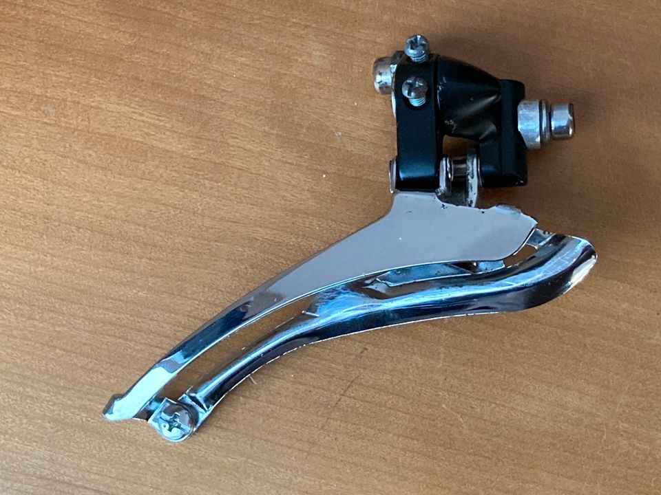 Vintage Shimano Umwerfer FD-2200 für Anlötsockel BJ  2002 in Berlin