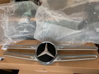 Kühlergrill Mercedes GLC Frontgitterverkleidung A2538882300 Niedersachsen - Spelle Vorschau