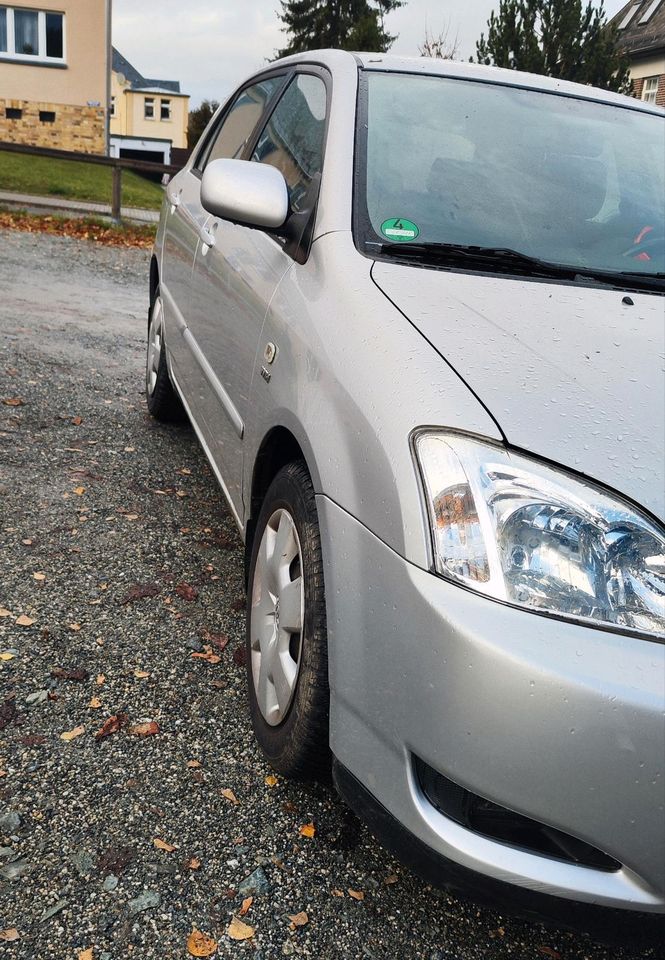 Toyota Corolla Neue TÜV 82000km in Selb