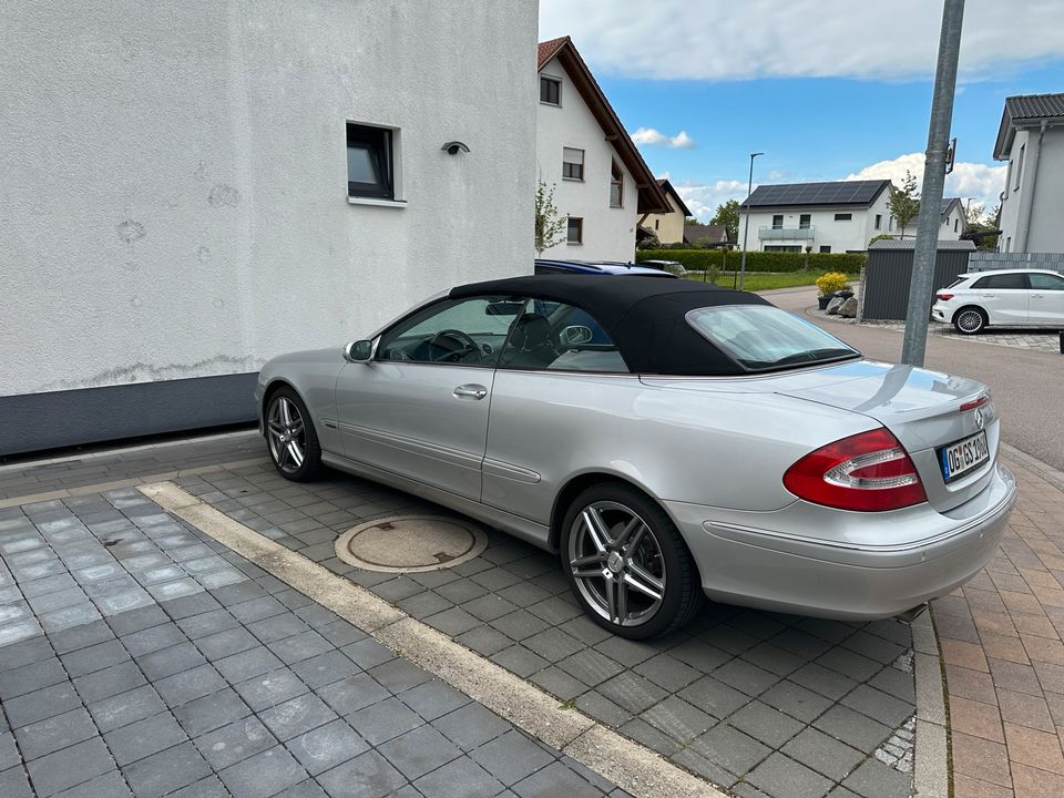 Sehr gepflegte Mercedes, CLK 209 320 Cabrio in Schutterwald