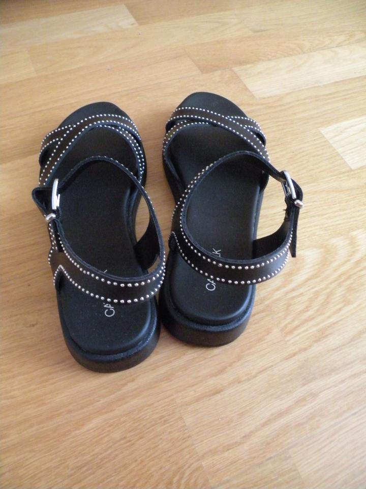 Flache Damensandalen Gr. 39 in Schwarz (Neuwertig; CATWALK) in Wiesbaden