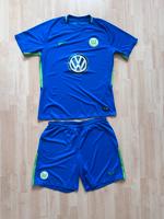 VfL Wolfsburg Nike Trikot mit Hose Gr. XL Blau Sachsen - Plauen Vorschau