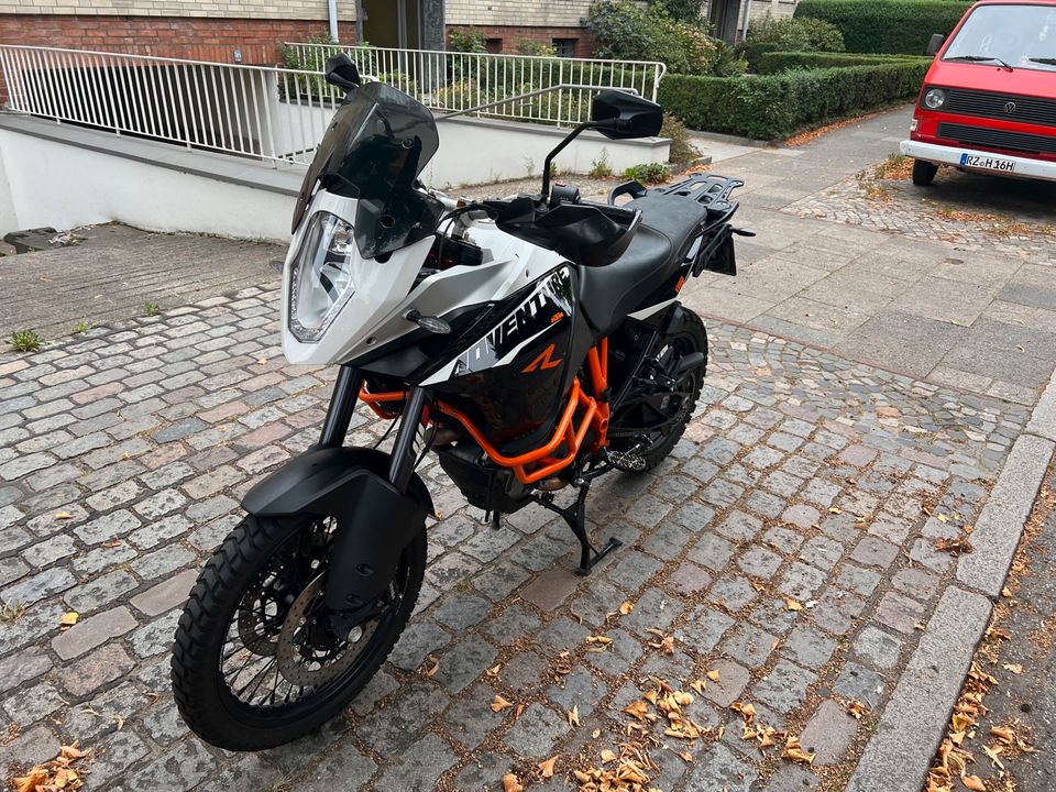 KTM 1190 Adventure R in Hamburg