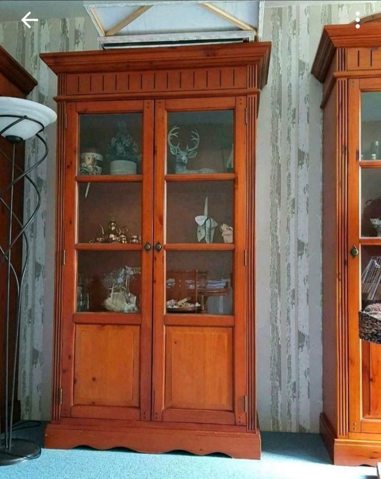 Wohnzimmer Schrankwand Schränke Säule in Hasenkrug bei Brokstedt
