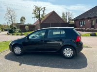 VW Golf 5 FSI 1.6 schwarz Schleswig-Holstein - Wilster Vorschau