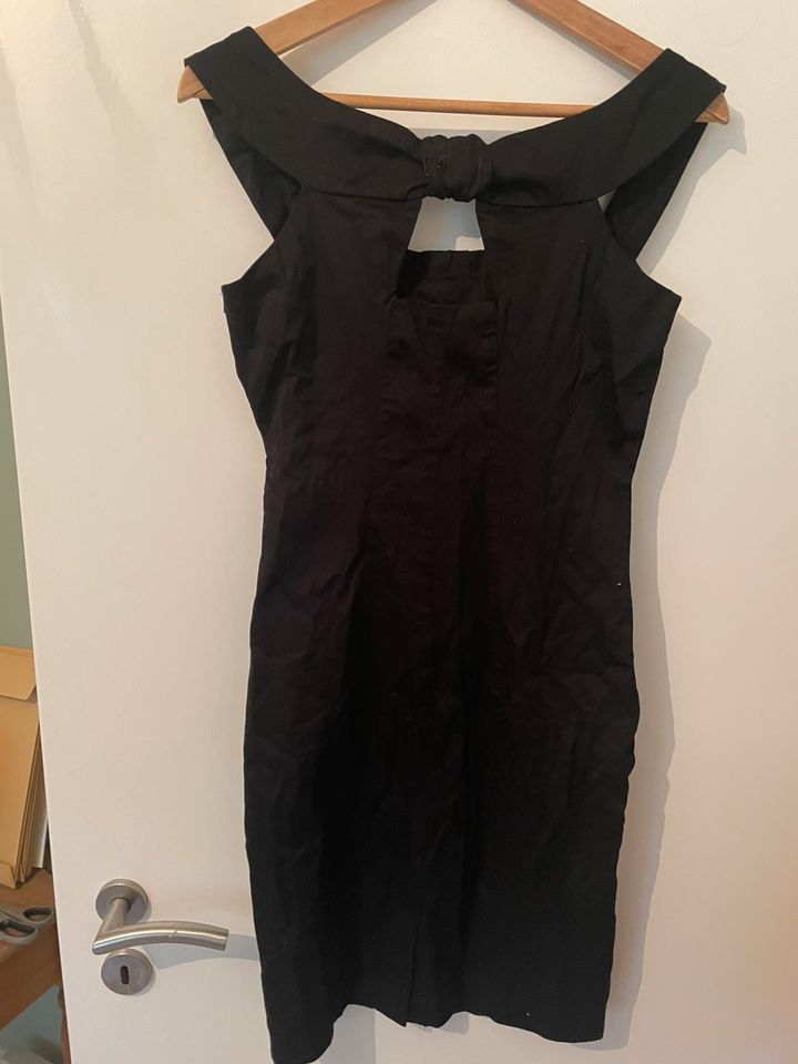 Schwarzes Kleid Gr.S in Recke